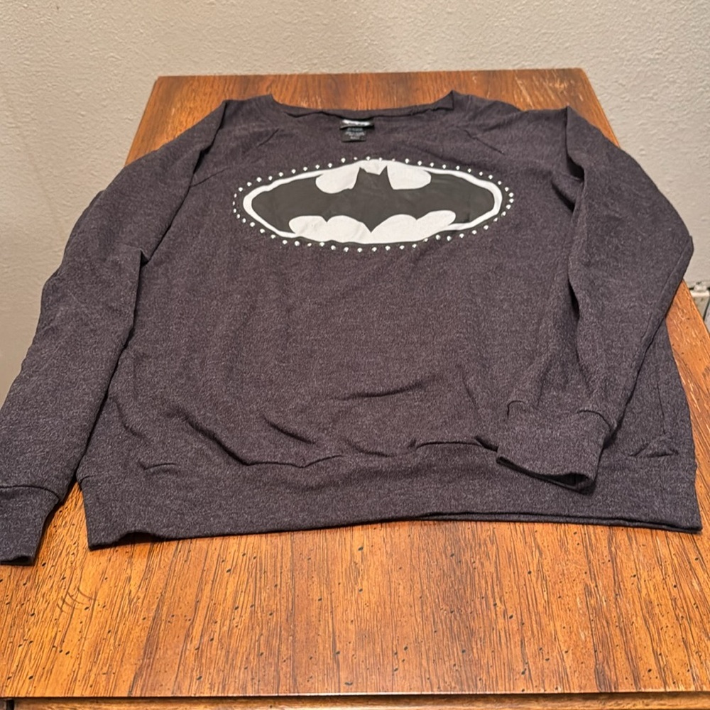 Batman Black raglan sleeves small top